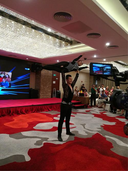 上海魅力音乐旗袍会六周年庆典暨上海沪剧名家经典演唱联谊会圆满举行
